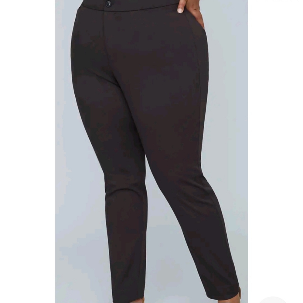 NWT CATHERINES Womens The Universal Pant Brown Dress Pants Plus Size 30W Stretch